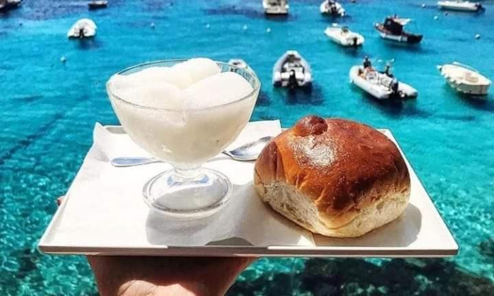 Familyholidays La Finestra Di Fronte Cefalù Zewnętrze zdjęcie